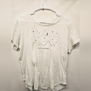 GAP Cream T-Shirt with Subtle Pattern
